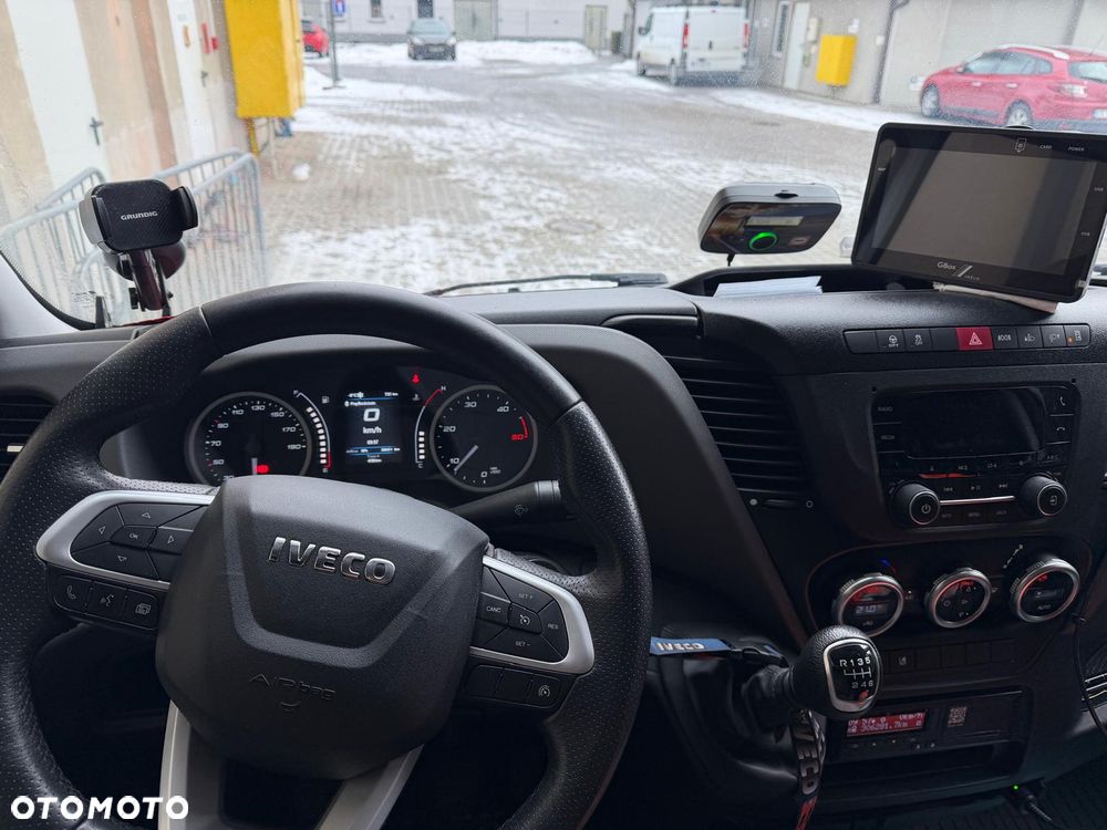 Iveco DAILY 72C18 - 10