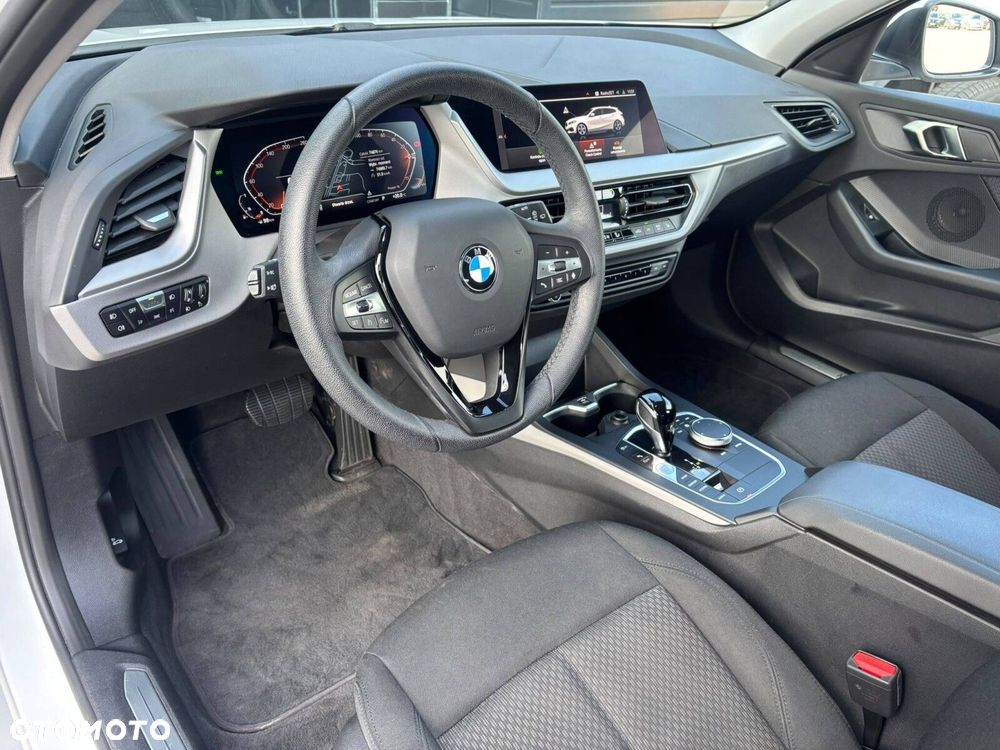 BMW Seria 1 118i Advantage - 29