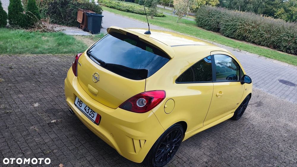 Opel Corsa 1.2 16V Sport - 16