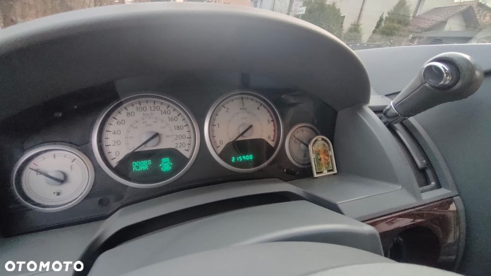 Chrysler Grand Voyager 2.8 CRD LX - 13