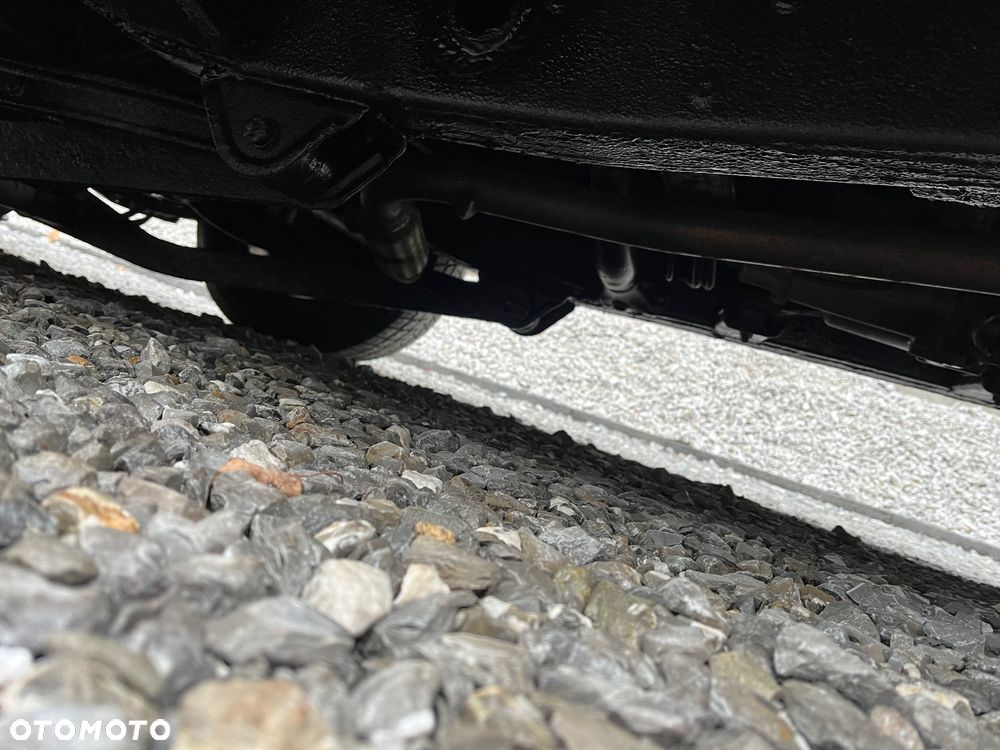 Suzuki Jimny 1.5 DDiS Comfort - 11