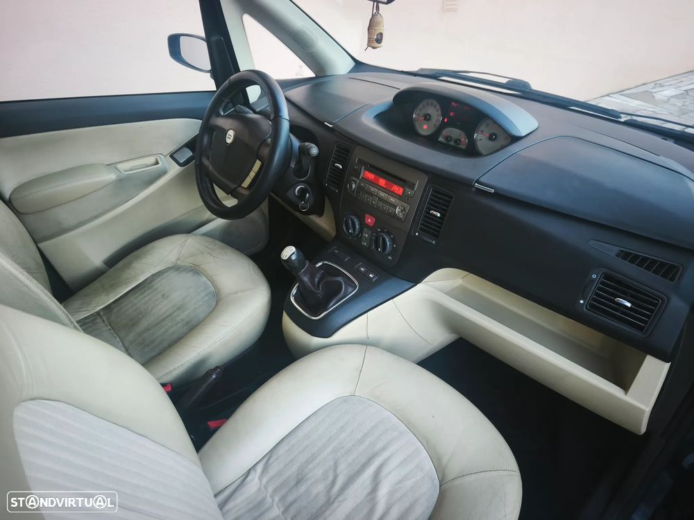 Lancia Musa 1.3 16V M-jet Oro Executive - 30