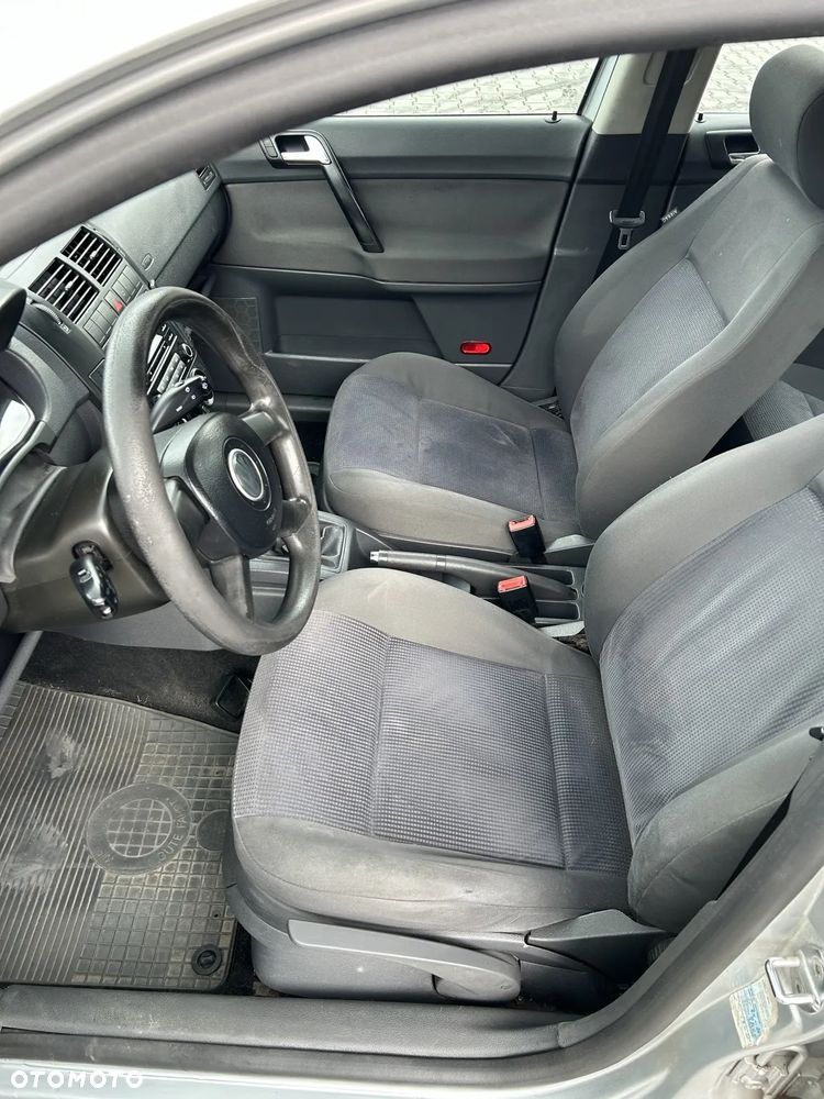 Volkswagen Polo 1.4 TDI Trendline - 16