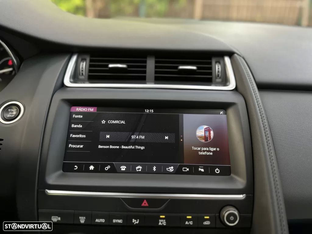 Jaguar E-Pace 2.0 i4D - 31