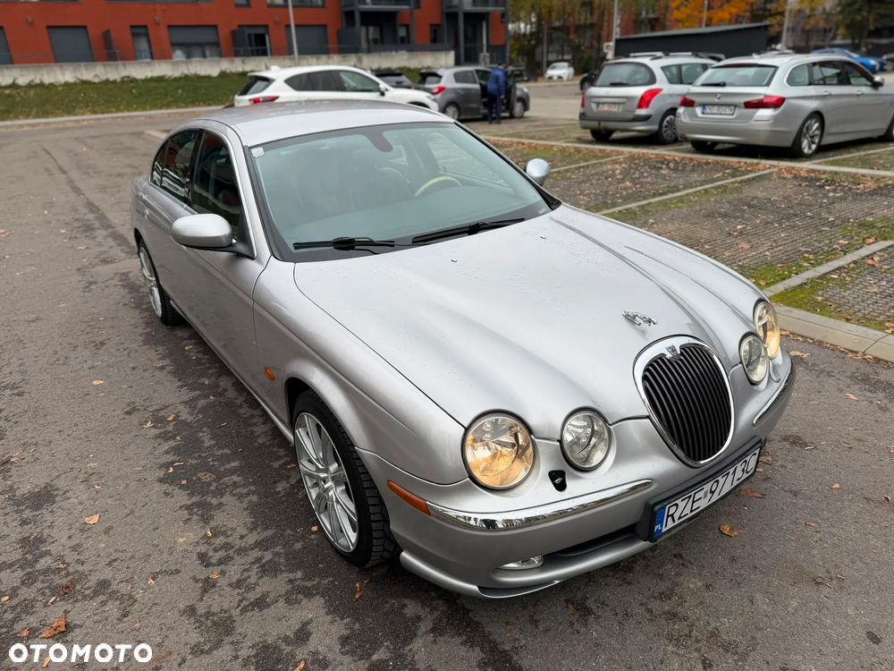 Jaguar S-Type - 38