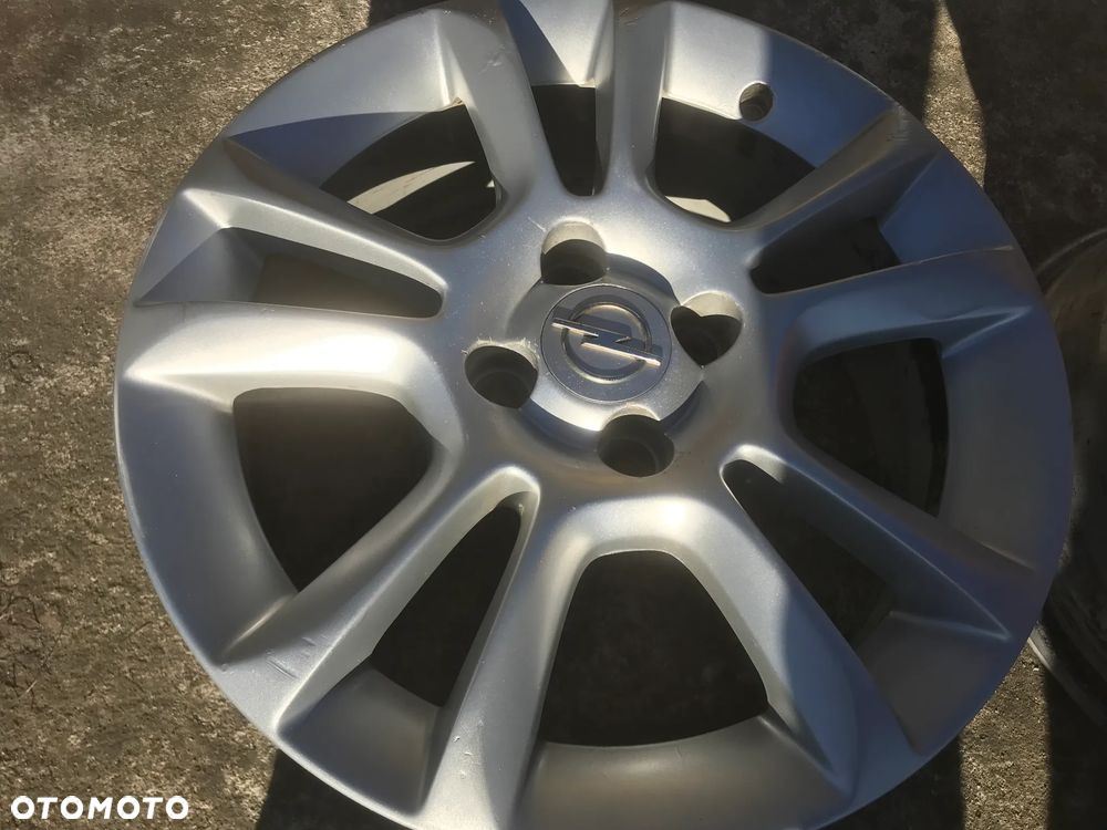 Felgi Opel Corsa D E 6x16 4x100 ET40 - 4