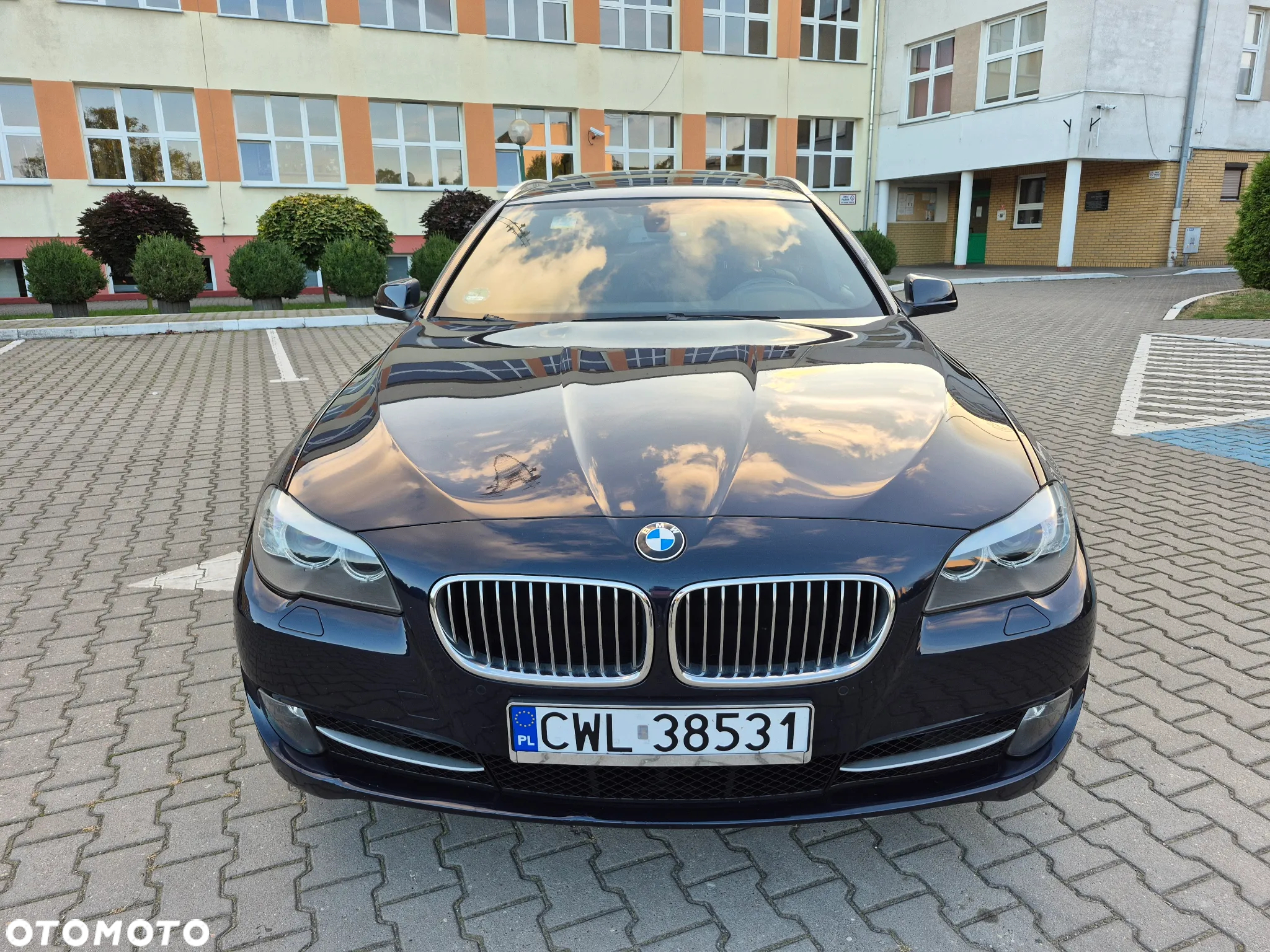 BMW Seria 5 520d Touring - 17
