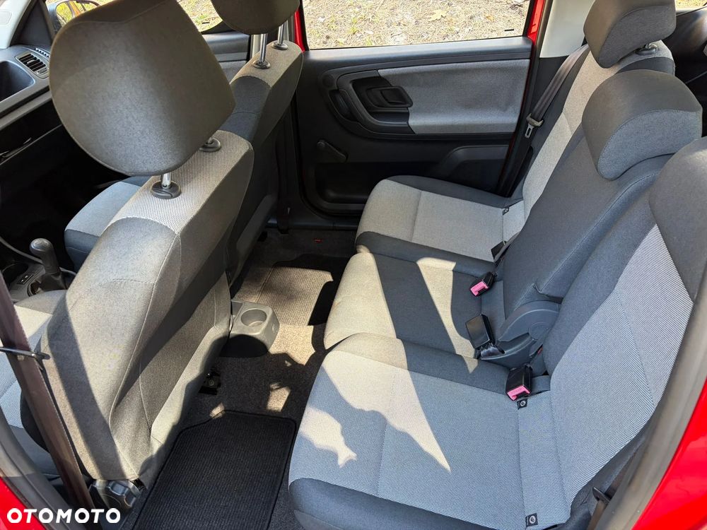 Skoda Roomster 1.4 16V PLUS EDITION - 24