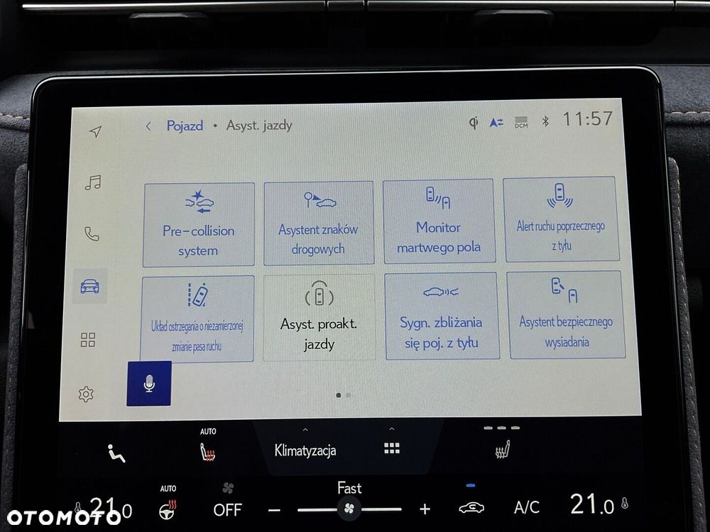 Lexus LBX 1.5 Hybrid Cool AWD - 30