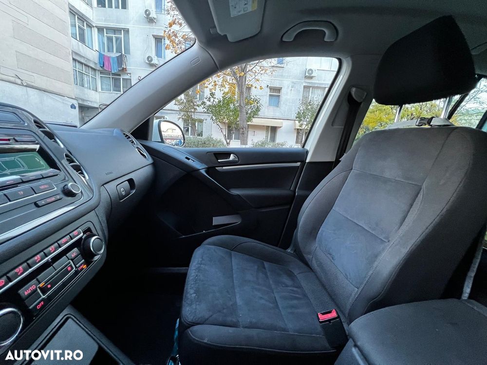 Volkswagen Tiguan 2.0 TDI 4Motion DSG Sport & Style - 9