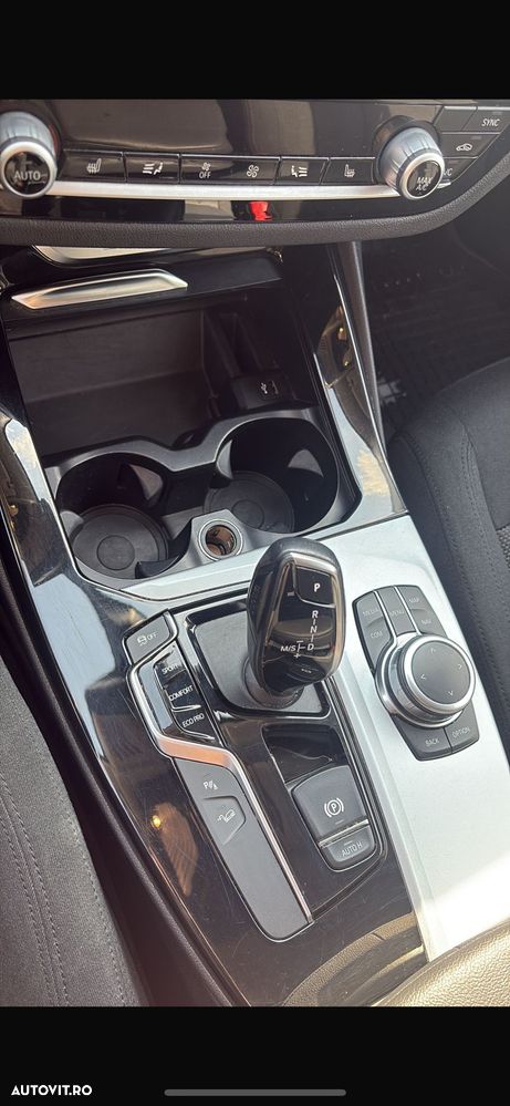 BMW X3 xDrive20d AT Advantage - 9