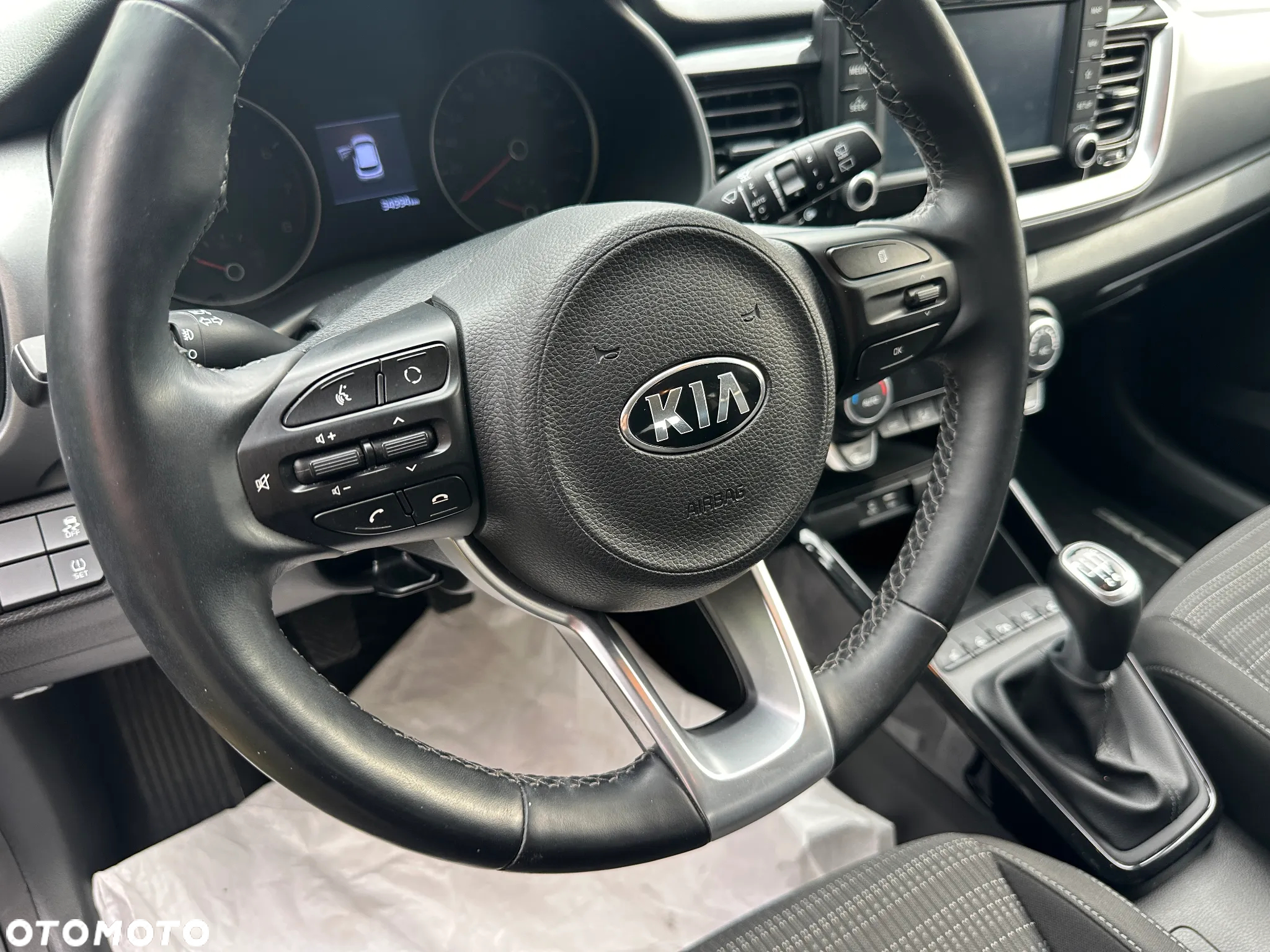 Kia Stonic - 36