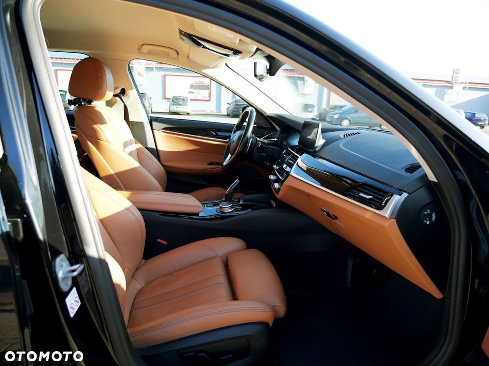 BMW Seria 5 520d xDrive Sport Line sport - 6