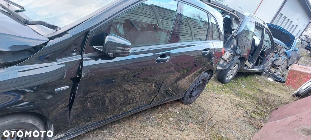 Mercedes b klasa w246 drzwi lewy przód komplet 191 - 1