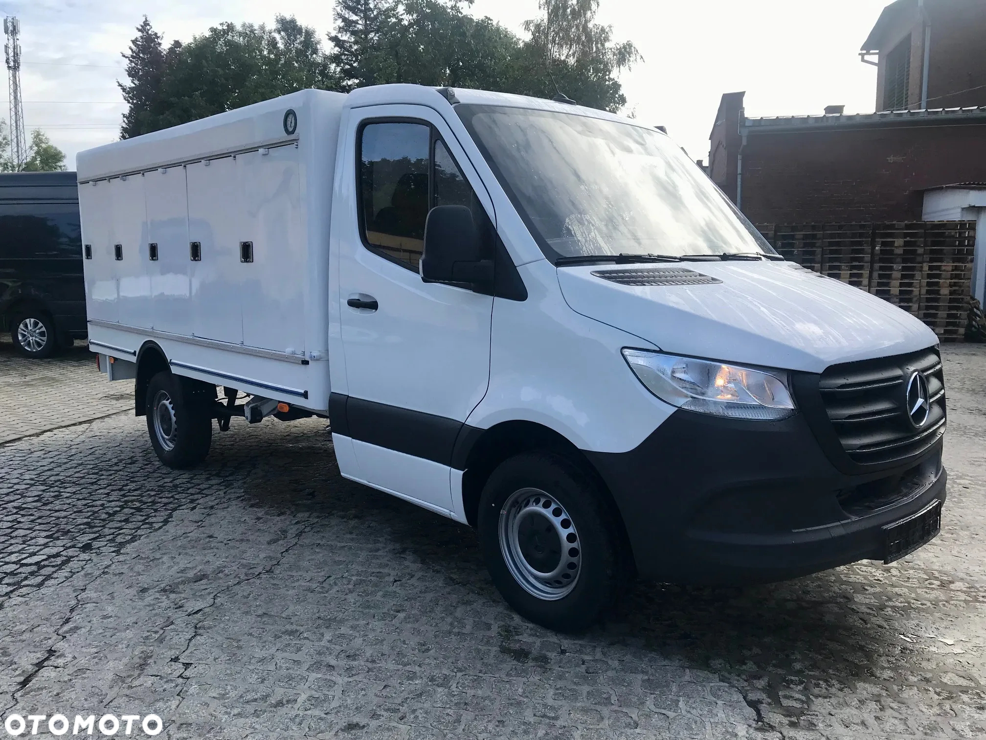 Mercedes-Benz Sprinter - 6