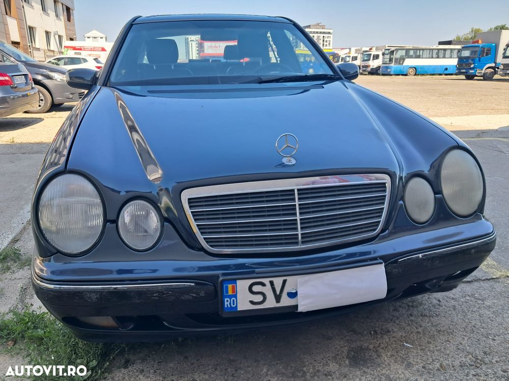 Mercedes-Benz E - 1