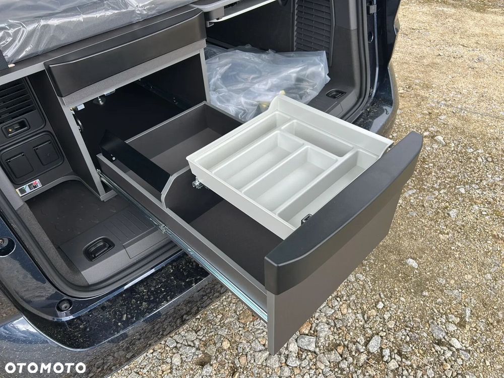 Volkswagen California - 36