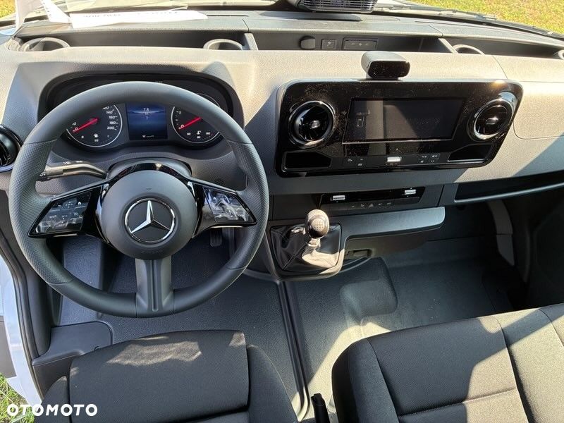 Mercedes-Benz SPRINTER 315 CDI Furgon PRO L2H2 - 11