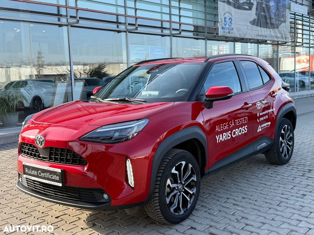 Toyota Yaris Cross 1.5 VVT-i HSD 4x2 Dynamic - 2