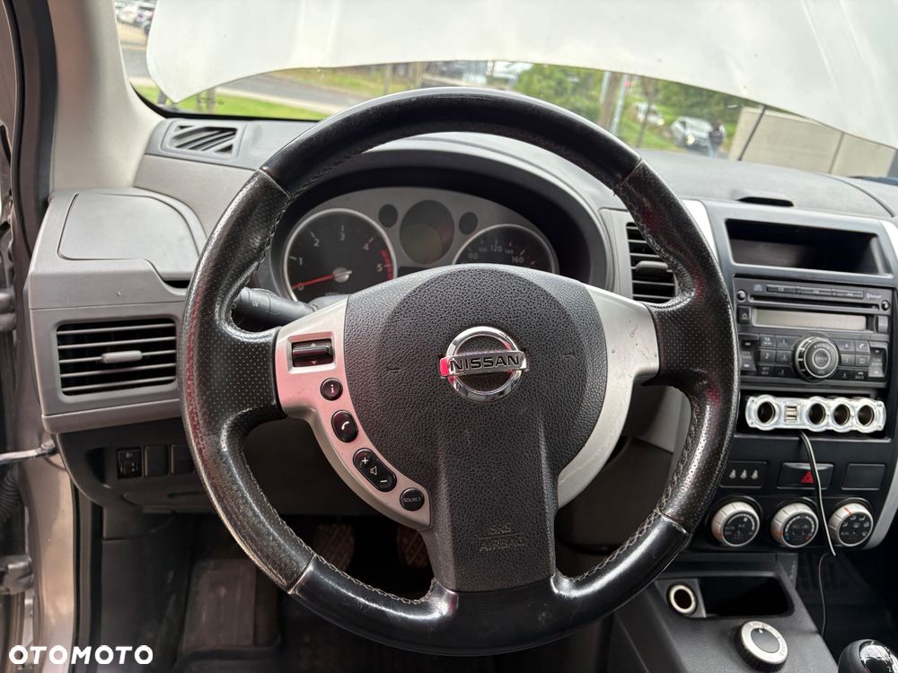 Nissan X-Trail 2.0 dCi SE - 23