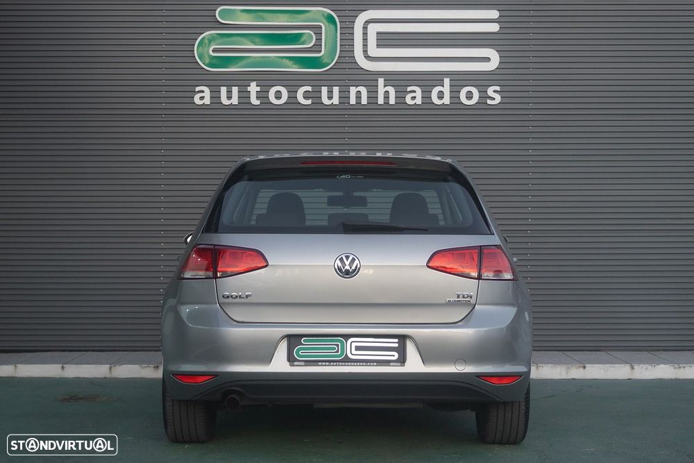 VW Golf 1.6 TDi BlueMotion Confortline - 5