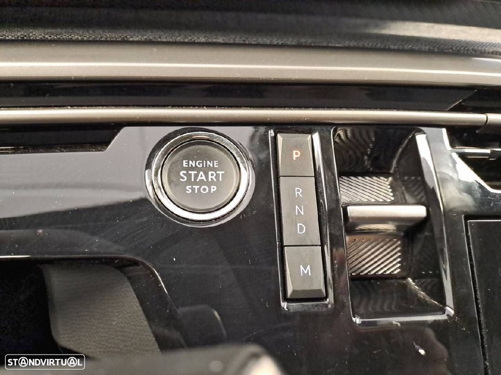 Peugeot 5008 1.2 Hybrid Allure e-DCS6 - 17