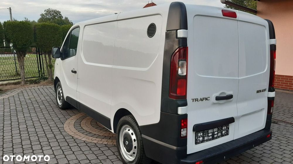 Renault Trafic - 31
