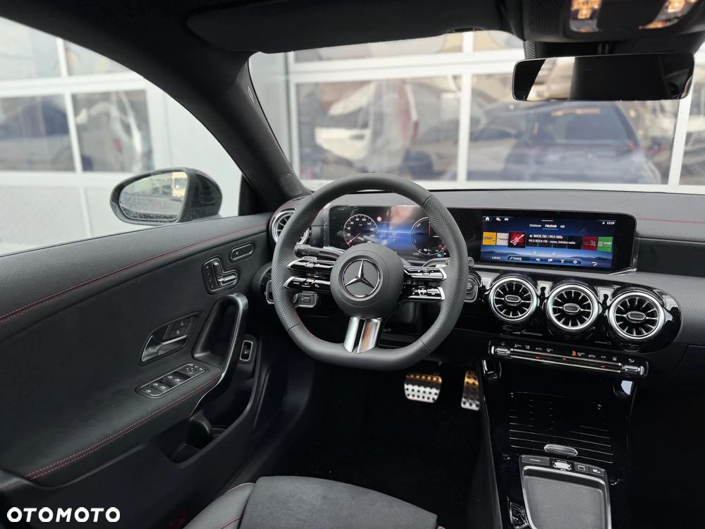 Mercedes-Benz CLA - 14