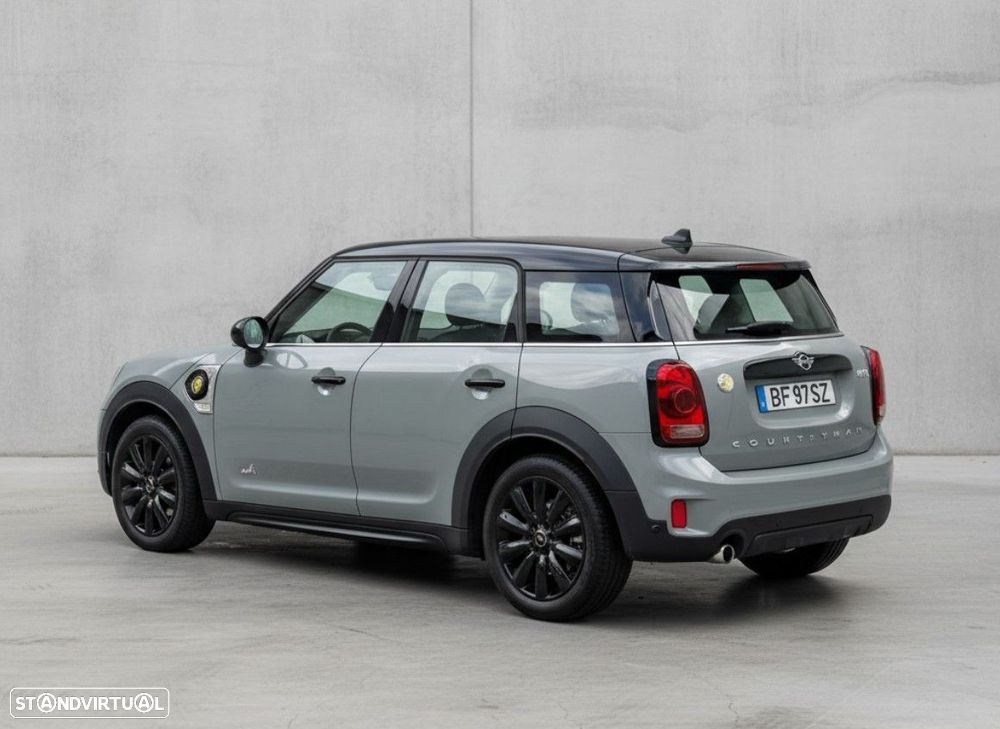 MINI Countryman Cooper SE ALL4 Auto - 4