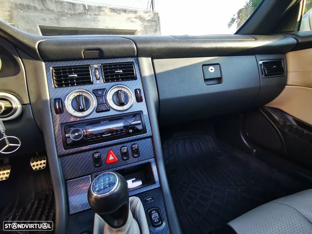 Mercedes-Benz SLK 200 Standard - 8