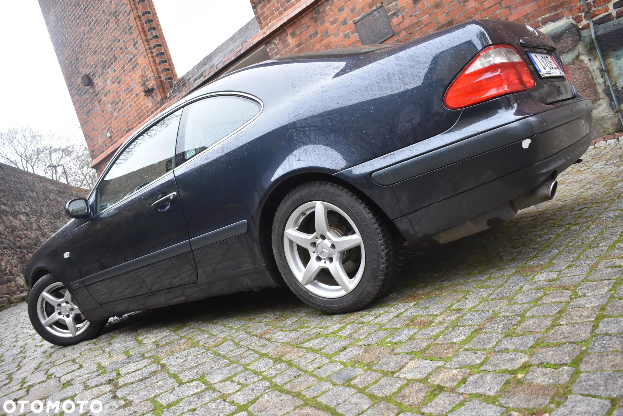 Mercedes-Benz CLK 320 - 20
