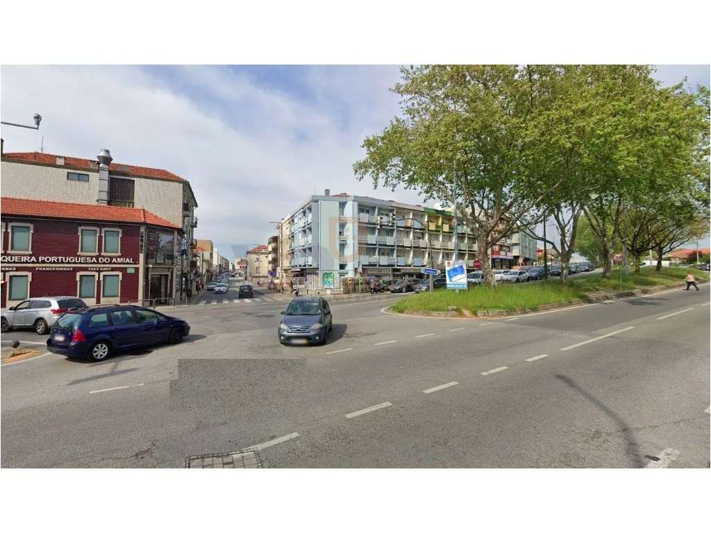 Terreno p/ construção em altura - ao Hospital de S. João - S. Mamed... - Grande imagem: 4/4