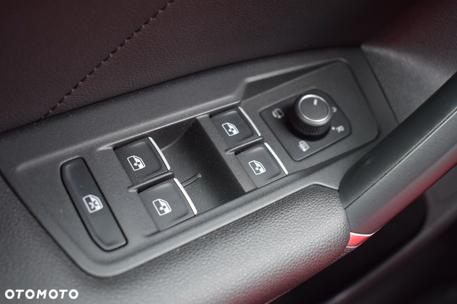 Volkswagen Tiguan 2.0 TDI SCR DSG Elegance - 26