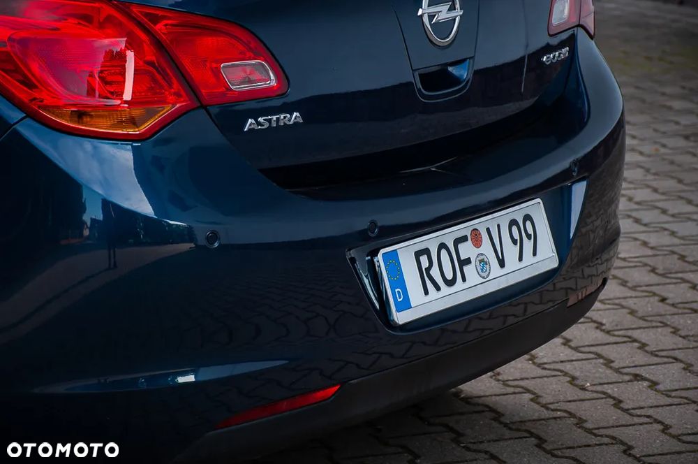 Opel Astra 1.4 ecoFLEX - 12