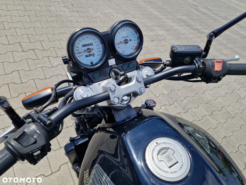 Honda Hornet - 11