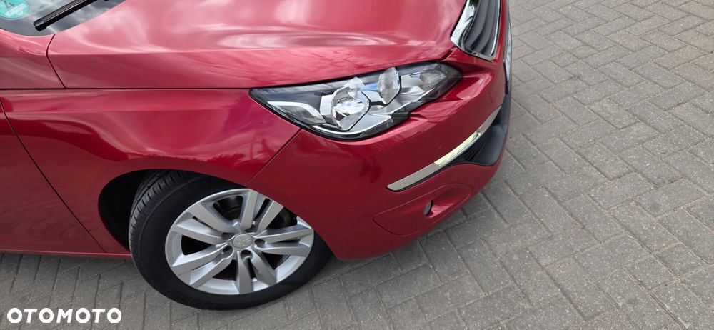 Peugeot 308 BlueHDi FAP 120 Stop & Start Allure - 23