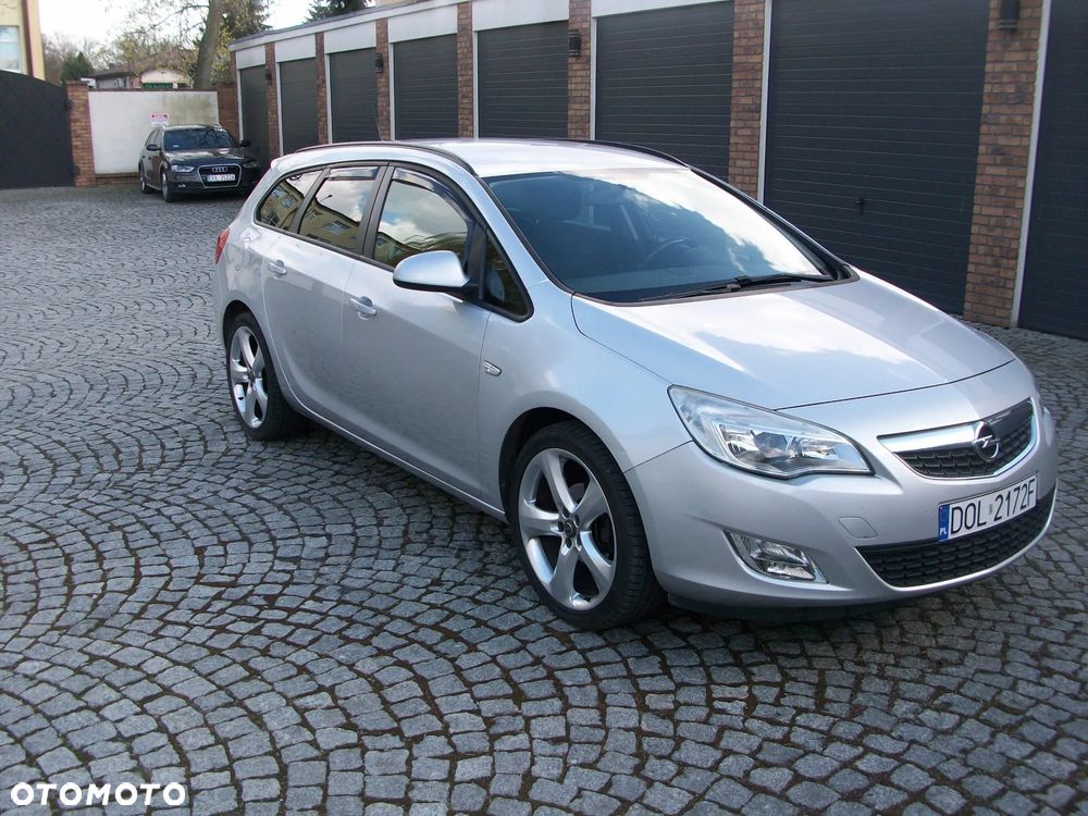 Opel Astra 1.4 Turbo Innovation - 4