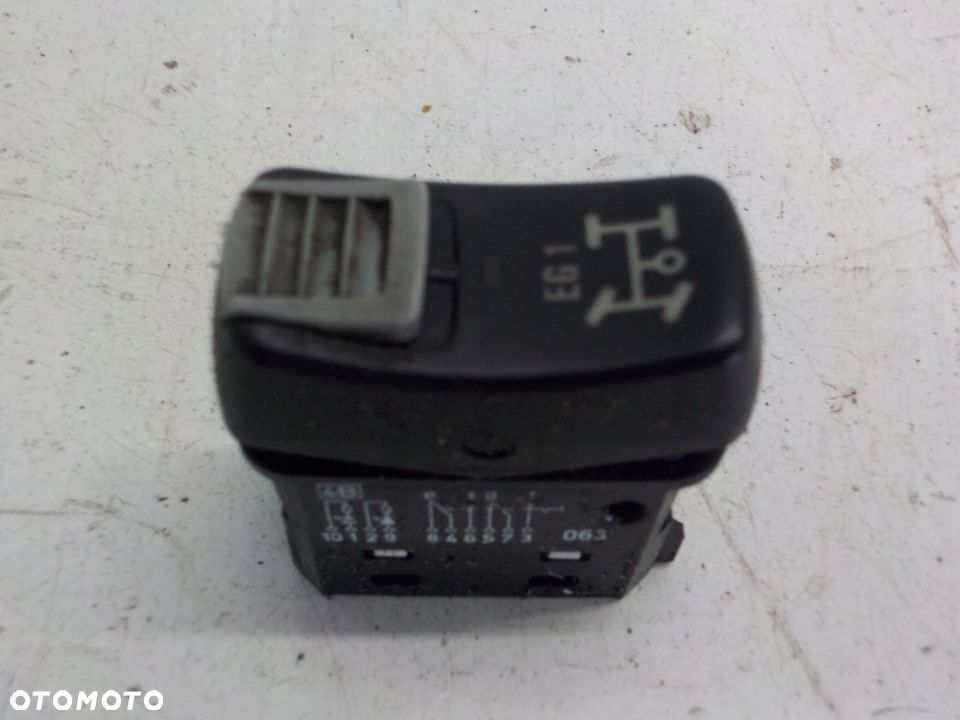 SCANIA PRZEŁĄCZNIK WŁĄCZNIK HYDRAULIKI