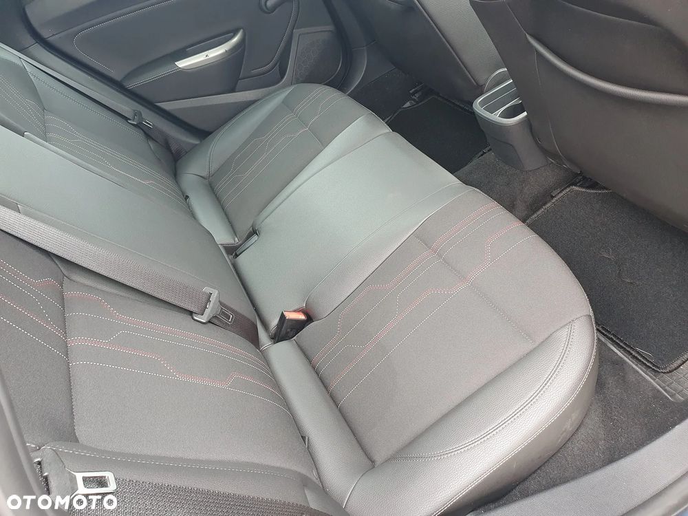 Opel Astra 1.4 Turbo 150 Jahre - 12