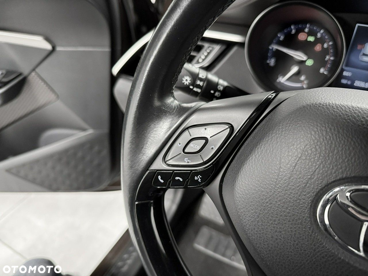 Toyota C-HR 1.2 Turbo Lounge - 40