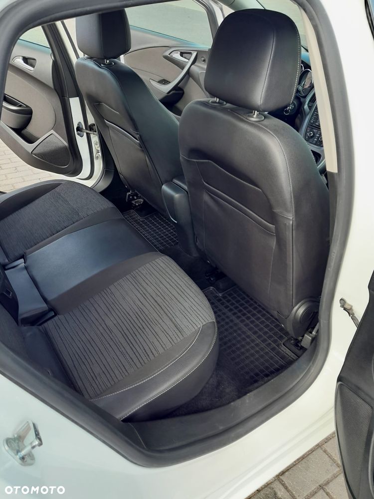 Opel Astra 1.4 T Business EU6 - 23