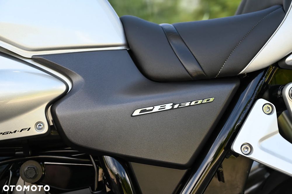 Honda CB - 30