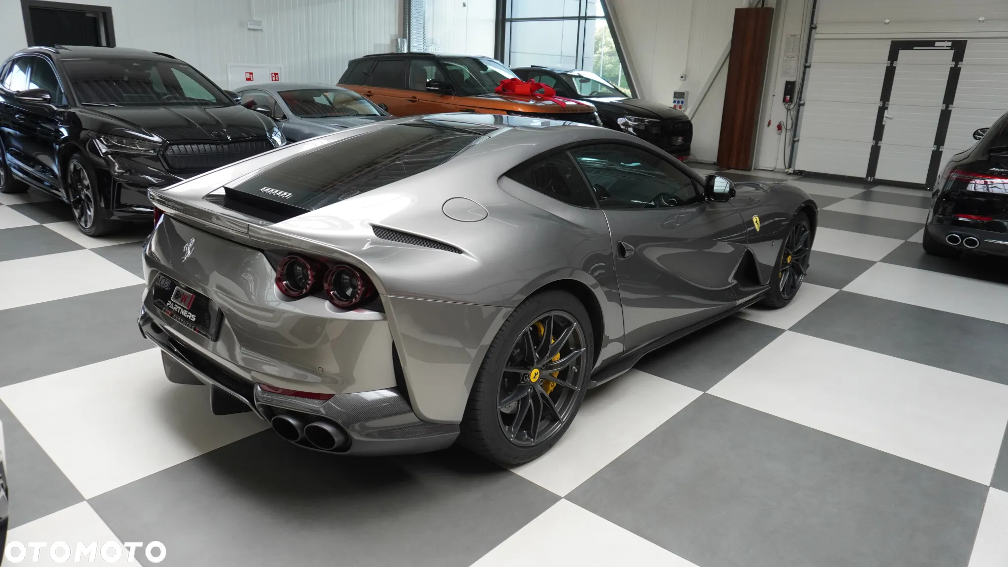 Ferrari 812 Superfast - 4