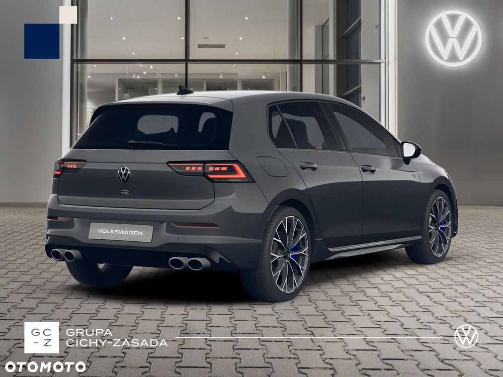 Volkswagen Golf - 5