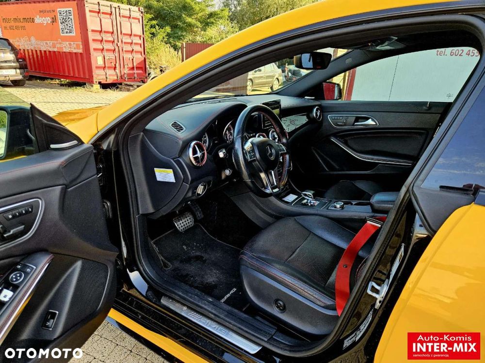 Mercedes-Benz CLA - 31