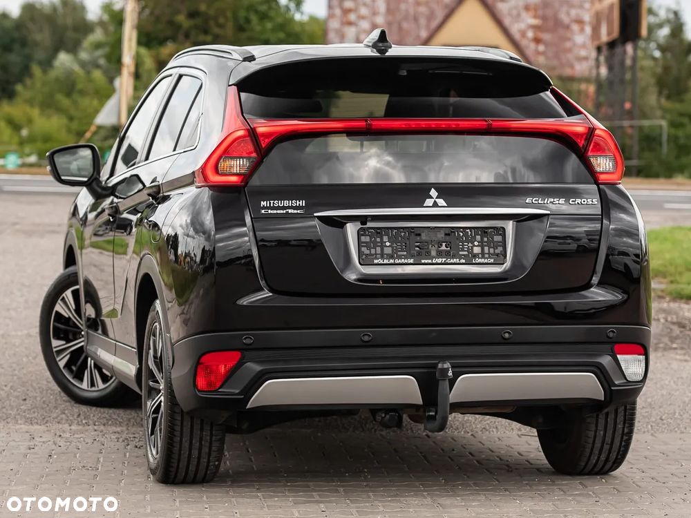 Mitsubishi Eclipse Cross - 8