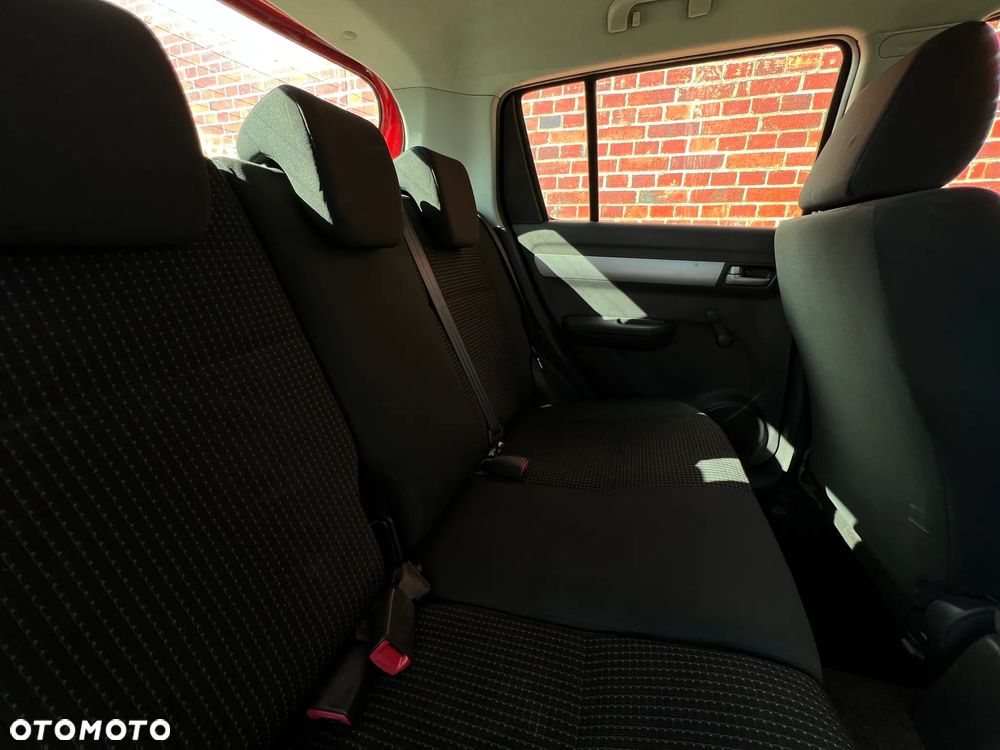 Suzuki Swift - 16