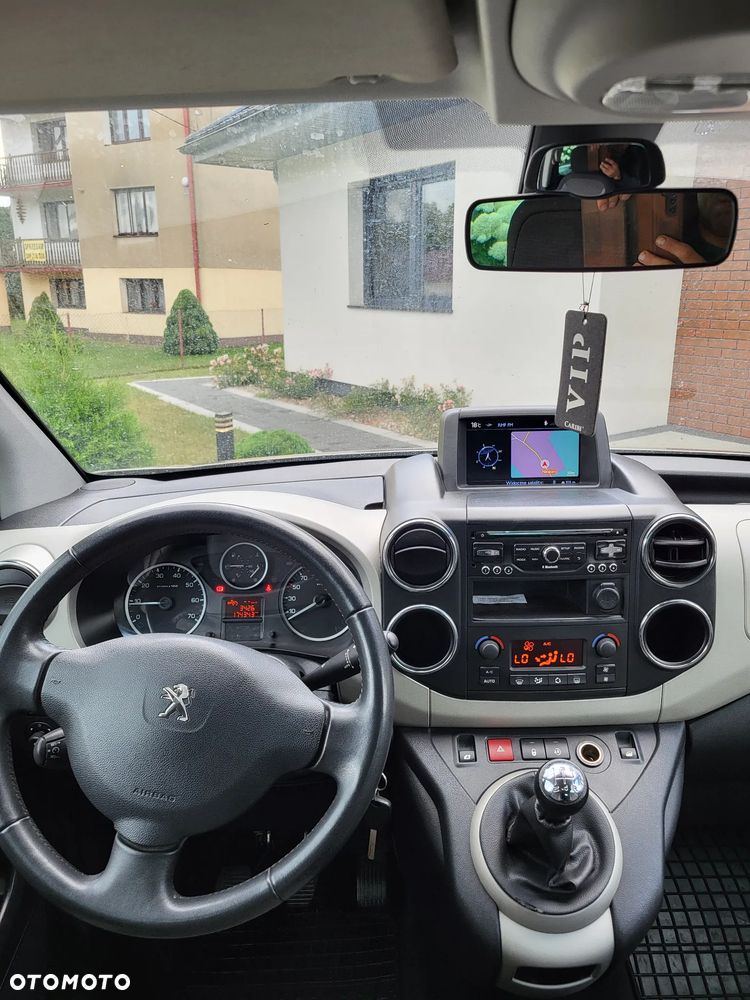 Peugeot Partner 1.6 HDi Outdoor 7os - 14