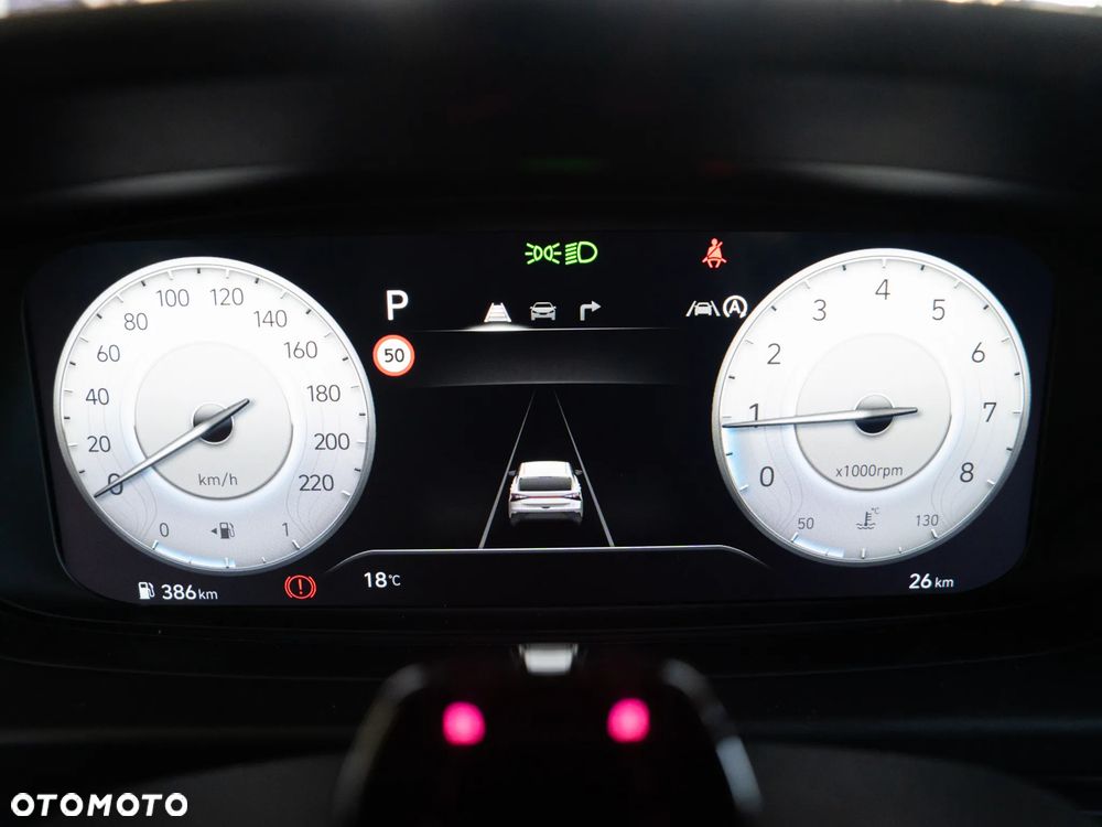 Hyundai i20 1.0 T-GDi Modern Black DCT - 9
