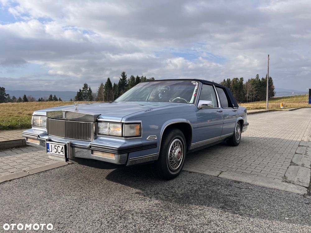 Cadillac Deville - 1